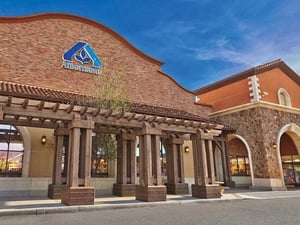 スーパーマーケット全米2位のアルバートソンズが売上高減、低所得層がウォルマートやアマゾンに流出