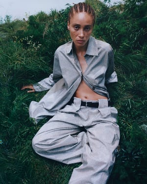 H&M × ステラ・マッカートニーの全貌公開　伝説の「ROCK ROYALTY」Tシャツのオマージュなど全56型