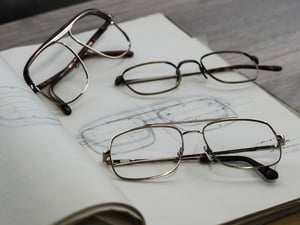 「アイヴァン」ブランド初期のモデルを再現した復刻コレクションを発売