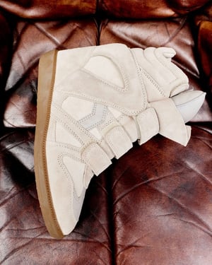 イザベル・マランのシューズにフォーカス　伊勢丹新宿店でポップアップを開催