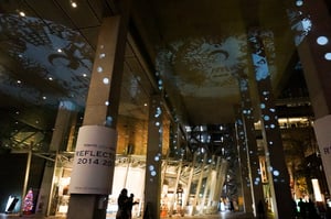 東京国際フォーラム広場がアート空間に 音楽やダンスが融合したインスタレーションイベント開催