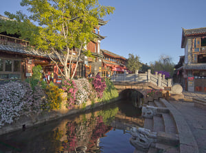 世界文化遺産の町並みに溶け込む「アマンダヤン」中国古都の麗江にオープン