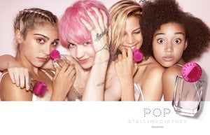 ステラ マッカートニーが新フレグランス「POP」を発表、広告塔にマドンナの娘ら起用
