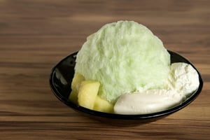 アイスモンスターから「メロンかき氷」が登場 ココナッツアイスやメロンの果肉をトッピング