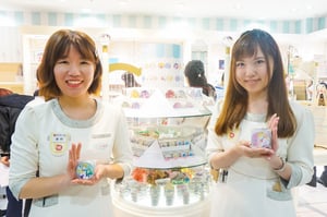 「キャラコスメでおしゃれに」バンダイが大人女性向け店舗オープン