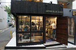 「ジャパンブルージーンズ」の都内1号店がキャットストリートにオープン