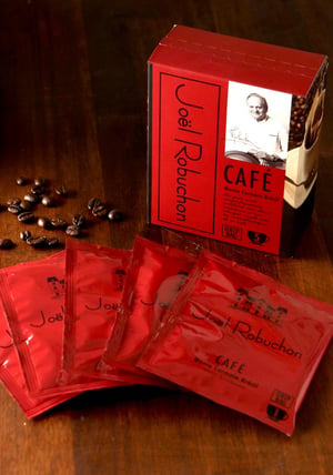 ジョエル・ロブションが豆を厳選したドリップコーヒーを発売