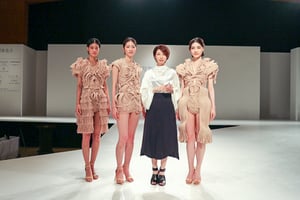 「未来のクチュール」を創造する山田知佳が第90回装苑賞を受賞