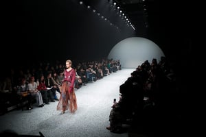 ファッションウィーク東京、初参加「ファイブノット」で開幕