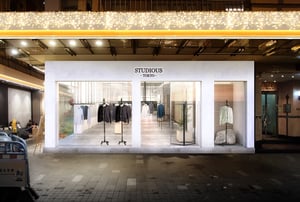 トウキョウベース海外初進出「ステュディオス香港店」10周年の4月25日オープン