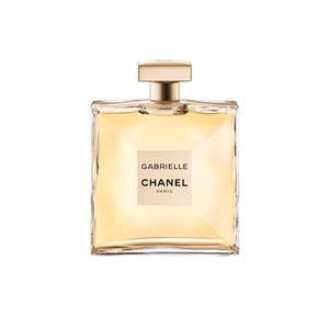 「シャネル」から14年ぶりに新作香水が登場、創業者の名を冠した特別な香りに