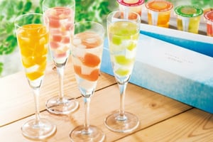 ヨックモックから涼やかな見た目の夏季限定フルーツゼリー登場