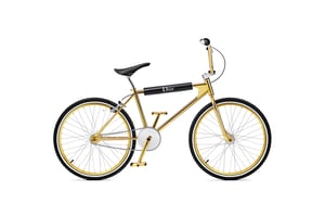 「ディオールオム」ギンザシックス限定アイテムを発売、ゴールドのBMX自転車も