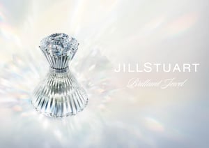 宝石のような「ジルスチュアート ビューティ」の香水が発売、ボトルはドレス風のデザインに