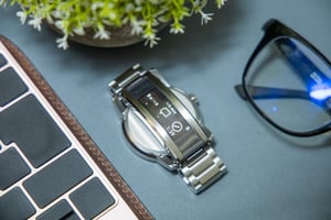 腕時計の美的価値とスマートウォッチの利便性を両立、ソニー「wena 3」の使い心地は？