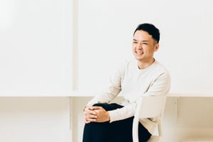 �Ĥʤ���ʤ�SNS��FLAPTALK�������롢�F�����¤����Ĥʤ���