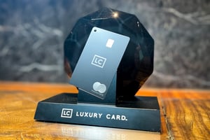 「ラグジュアリーカード」最上位のブラックダイヤモンドカードを発表　完全招待制で入会金・年会費ともに国内最高額