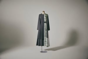 「ミカゲシン」乃木坂46の衣装デザインを担当、意志の揺れ動きを表現