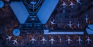 航空写真家 Michael Hitoshiの作品展「未知なる空港 Unknown airport」が開催