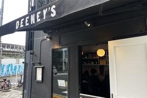オモハランチタイムスvol.41　「DEENEY'S TOKYO」ロンドン仕込みの絶品ストリートフード