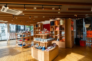 ビームス、出雲大社へと続く表参道に島根県初の店舗をオープン