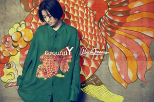 グラウンド ワイが田名網敬一とコラボ、極彩色の作風を落とし込んだシャツなどを展開