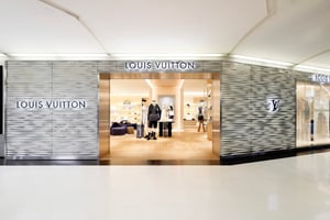 ルイ・ヴィトンが阪急メンズ大阪店をリニューアル　売場面積を増床