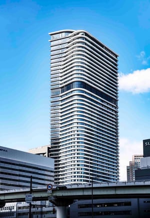 「フォーシーズンズホテル」が大阪に初進出、マンションと一体となった複合タワーに開業