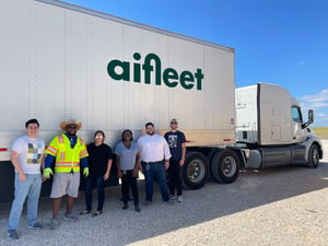 AIルートで運送効率アップ、米発テクノロジー主導の運送会社「AIfleet」