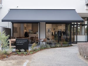 マーガレット・ハウエルがカフェ併設の大型店を出店拡大　ニュウマン高輪にも