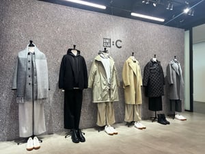 ユニクロ：シーが「U」に並ぶ　デビューから4シーズン、汎用性の高さが評価
