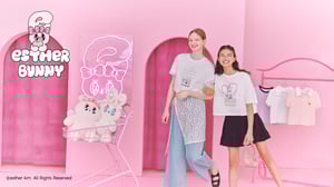 ジーユーがエスターバニーと初コラボ　ミニバッグやTシャツなどを発売