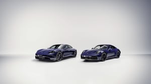 ポルシェ「911」「タイカン」が“フェラガモ仕様”に　ブルゾーニョカラーでデザインされたコラボカー発表