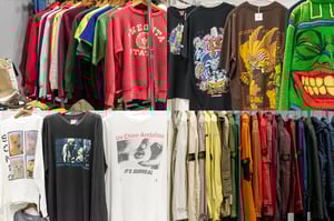 J-POP Tシャツが人気? ネクストヴィンテージスタイルをリサーチ