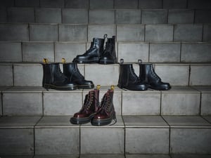 ドクターマーチンが定番モデル「THE 1460 BOOT」にサイドジップを採用　新作コレクションを発売