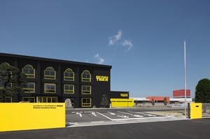 オニツカタイガーの専用生産拠点が誕生　世界に誇るイノベーション拠点として