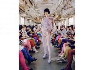 タビオ × あさぎーにょ　全8色のカラータイツを発売