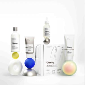 【2025年クリスマスコフレ】The Ordinary：スキンケアセットや、限定パッケージのセラムが登場