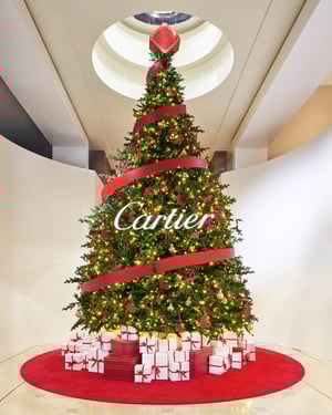 カルティエがホリデーポップアップを開催　戸田恵梨香や賀来賢人らが来店
