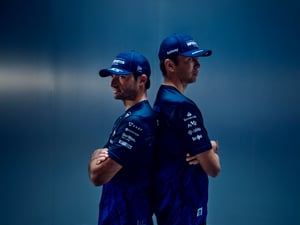 �˥�`���餬F1���`�ࡸ���ȥ饷����?�����ꥢ�ॺ���ȹ�ʽ�ѩ`�ȥʩ`���s���Y�����Υ��쥯������k��