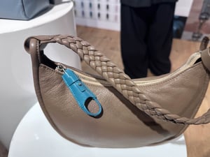 �ޥ��`�ϥ�������������������`�����S������åѩ`�򒈏����롸Zipzip����k��