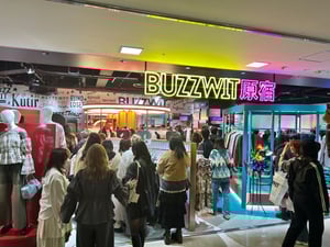 EC専業のバズウィット、初のリアル店をラフォーレ原宿に出店　初日はレジ待ち行列