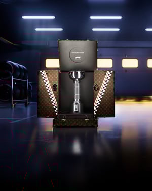 ���륤?�����ȥ󡹤��¹�˘��Υȥ��ե��`?�ȥ���u����F1�ձ�GP����¶