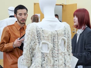 ショーで受賞者決定へ　東京都主催のファッションコンクールの審査会に密着