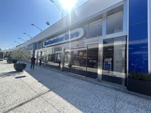 ベッドバス ＆ ビヨンドが約225億円でコンテナストアを買収