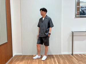 青山商事が初のビジネス向け「ハーフパンツ」を発売　テーパードシルエットを採用