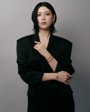 三吉彩花がブシュロンのフレンドに就任