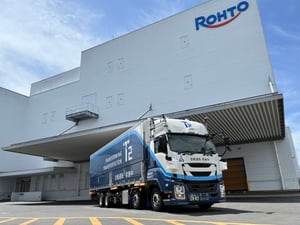 ロート製薬のスキンケア製品等を自動運転トラックで輸送する実証を開始