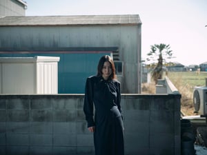 「フォトコピュー」がコンセプト刷新、女性の内面に寄り添う“機能的で官能的”なウェアを提案