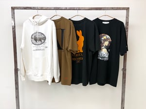 Tシャツを街中でフリー配布、志鎌英明らが手掛ける新レーベル始動